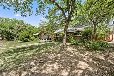 4104 Linkwood Drive, Euless, TX 76040 - Photo 4