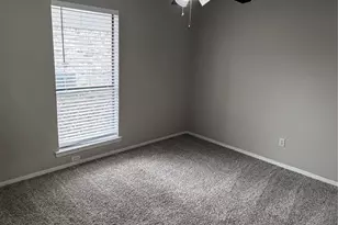 2011 Lavon Creek Ln, Arlington, TX 76006 - Photo 14