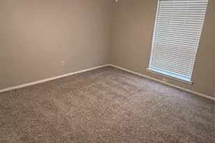 2011 Lavon Creek Ln, Arlington, TX 76006 - Photo 12