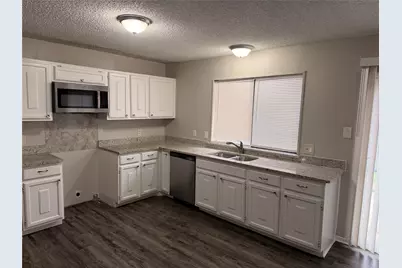 2011 Lavon Creek Lane, Arlington, TX 76006 - Photo 10