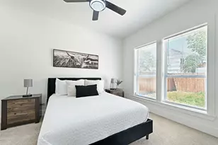 3319 Wake St, Dallas, TX 75212 - Photo 10