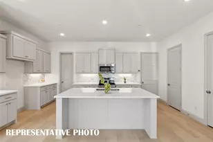 1346 Marsh Ln, Frisco, TX 75033 - Photo 6