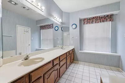 2020 E Branch Hollow Drive, Carrollton, TX 75007 - Photo 14
