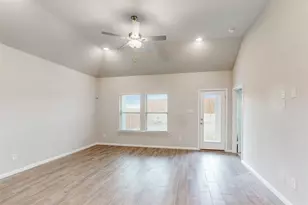 405 Delmar Dr, Princeton, TX 75407 - Photo 4