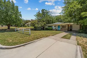 4509 Donnelly Ave, Fort Worth, TX 76107 - Photo 2