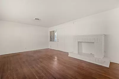 4509 Donnelly Avenue, Fort Worth, TX 76107 - Photo 8