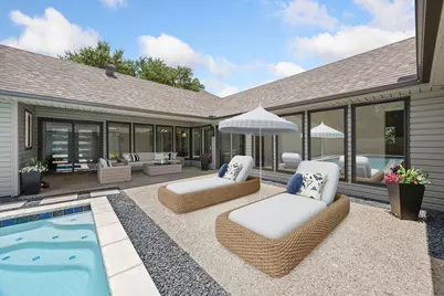 9902 Wood Forest Drive, Dallas, TX 75243 - Photo 30