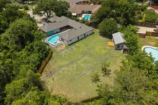 9902 Wood Forest Dr, Dallas, TX 75243 - Photo 34