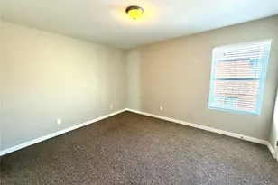 2324 Bloomfield Dr, Arlington, TX 76012 - Photo 6