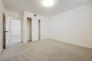 221 Linda Ln, Irving, TX 75062 - Photo 18