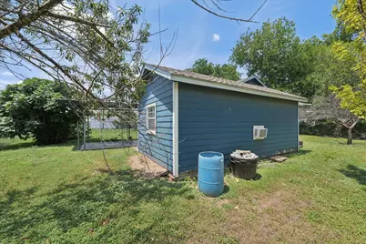 403 Dallas, Waco, TX 76704 - Photo 20