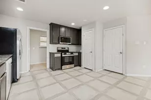 3001 San Martin Dr, Arlington, TX 76010 - Photo 16