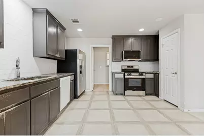 3001 San Martin Drive, Arlington, TX 76010 - Photo 12