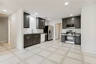 3001 San Martin Dr, Arlington, TX 76010 - Photo 14