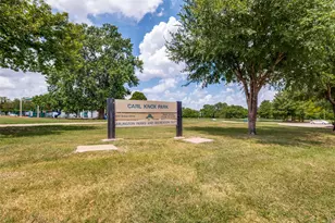 3001 San Martin Dr, Arlington, TX 76010 - Photo 32