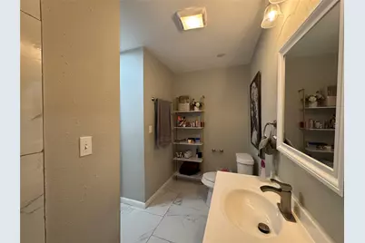 105 S Lakeview Drive, Lacy Lakeview, TX 76705 - Photo 14