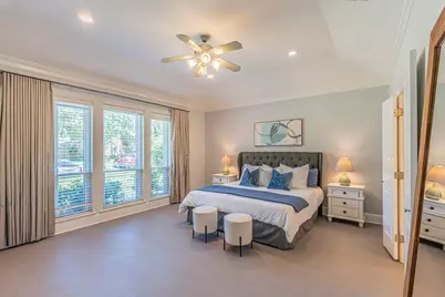 300 Sundance Circle, Irving, TX 75063 - Photo 12