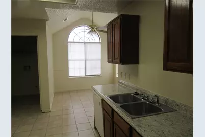 401 Channel View Terrace, DeSoto, TX 75115 - Photo 2