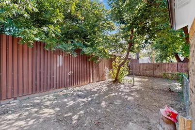 1800 Harry Court #B, Arlington, TX 76012 - Photo 26