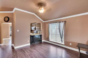 1006 Darren Dr, Burleson, TX 76028 - Photo 12