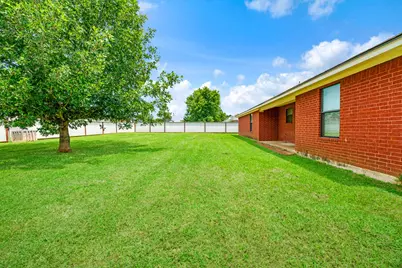 140 SE 49th Street, Paris, TX 75462 - Photo 18