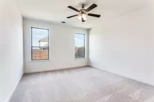 533 Hillcrest Cir, Justin, TX 76247 - Photo 10