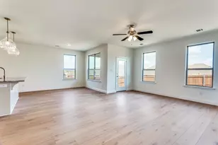 533 Hillcrest Cir, Justin, TX 76247 - Photo 10