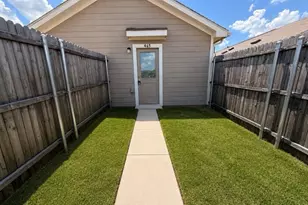 465 Whistlestop Wy, Ferris, TX 75125 - Photo 18