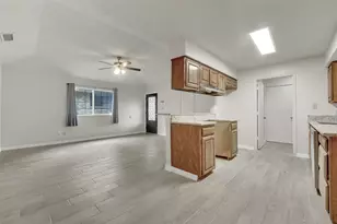 411 S Las Vegas Trail, White Settlement, TX 76108 - Photo 4