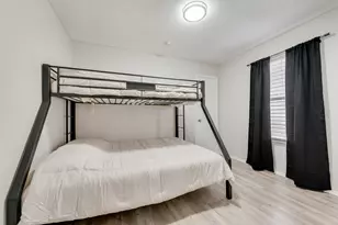 301 Ensenada Plaza, Dallas, TX 75211 - Photo 22