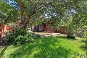 1820 Green Ridge Ct, Carrollton, TX 75007 - Photo 24