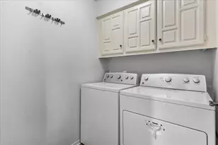 1820 Green Ridge Ct, Carrollton, TX 75007 - Photo 22