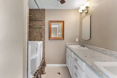 1820 Green Ridge Court, Carrollton, TX 75007 - Photo 16