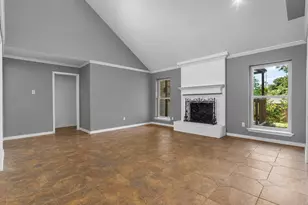 1820 Green Ridge Ct, Carrollton, TX 75007 - Photo 4