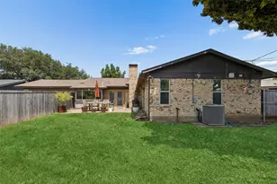 13141 Rosser Rd, Farmers Branch, TX 75244 - Photo 28