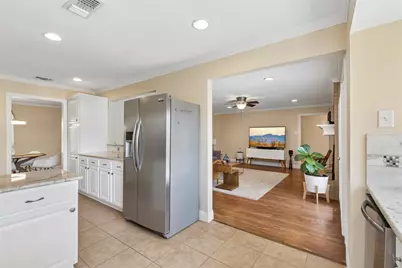 13141 Rosser Road, Farmers Branch, TX 75244 - Photo 14