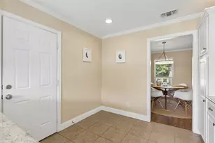 13141 Rosser Rd, Farmers Branch, TX 75244 - Photo 16