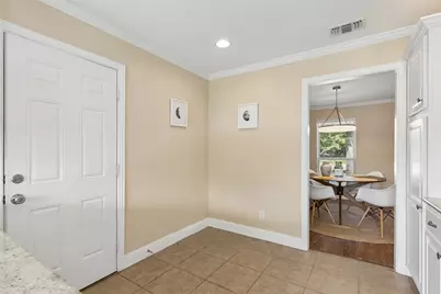 13141 Rosser Road, Farmers Branch, TX 75244 - Photo 16