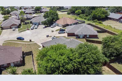 2633 Ventura Court, Glenn Heights, TX 75154 - Photo 6
