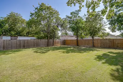 2613 Chestnut Avenue, Fort Worth, TX 76164 - Photo 38