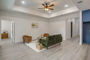 2613 Chestnut Ave, Fort Worth, TX 76164 - Photo 16