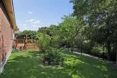 1010 Sagebrush Trail, Duncanville, TX 75137 - Photo 32