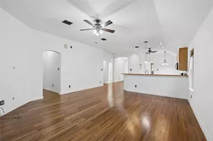 1010 Sagebrush Trl, Duncanville, TX 75137 - Photo 16