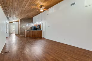 630 NW 11th St, Grand Prairie, TX 75050 - Photo 14
