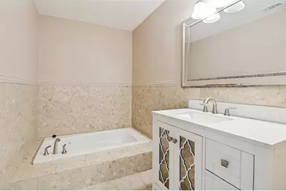 630 NW 11th Street, Grand Prairie, TX 75050 - Photo 26
