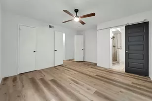 2114 Via Vista, Carrollton, TX 75006 - Photo 10
