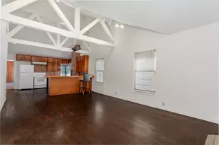 9025 San Fernando Way, Dallas, TX 75218 - Photo 2