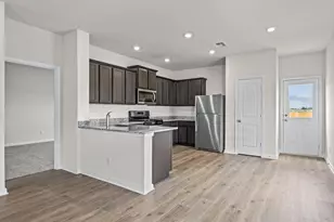 1823 Renaissance Dr, Crandall, TX 75114 - Photo 2