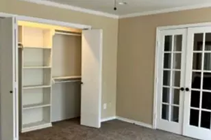 830 Windsor Pl, Grand Prairie, TX 75051 - Photo 6