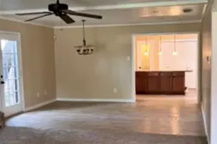 830 Windsor Pl, Grand Prairie, TX 75051 - Photo 4